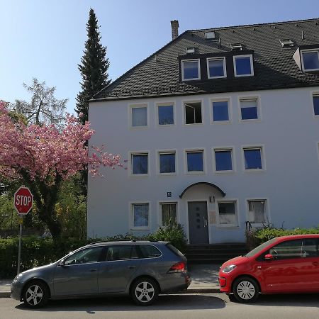 Boardinghouse Munchen-Laim Hotel Eksteriør billede